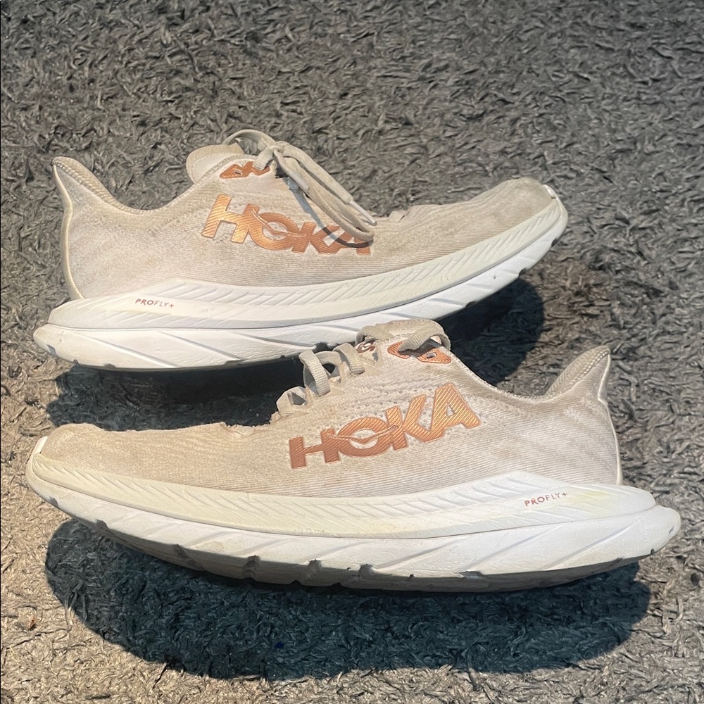 Hoka Mach 5